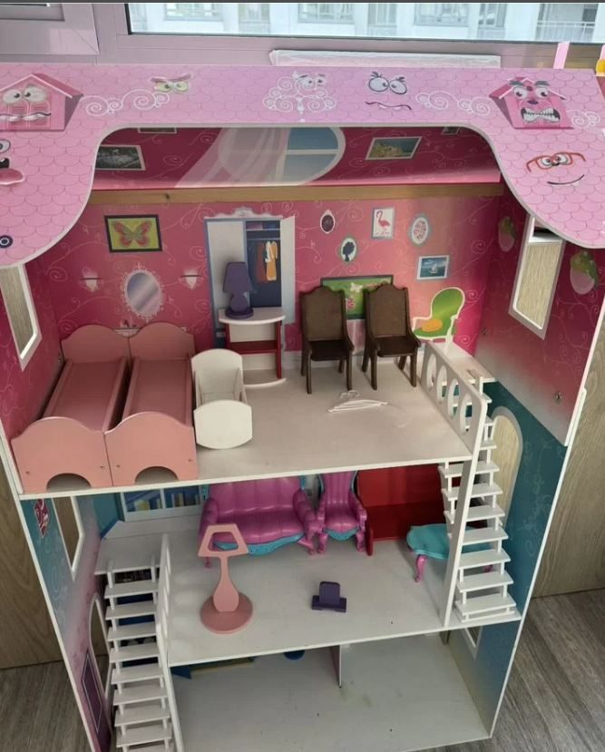 dollhouse